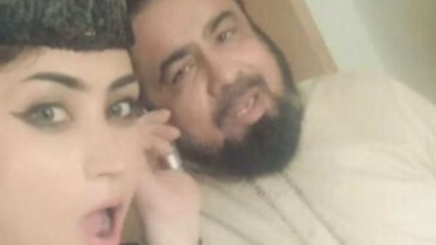 Ms. Baloch appeared alongside a Muslim cleric in images uploaded onto social media