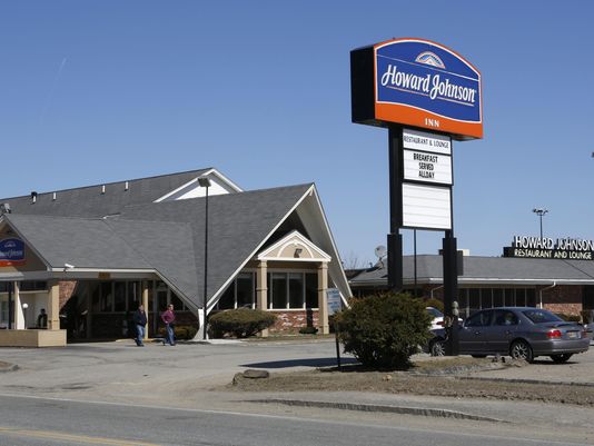 The Howard Johnson Inn and Restaurant in Bangor, Maine, will close.