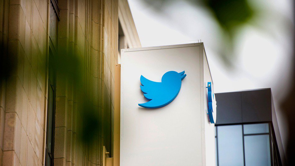 Report: Twitter expect to begin fielding bids this week
