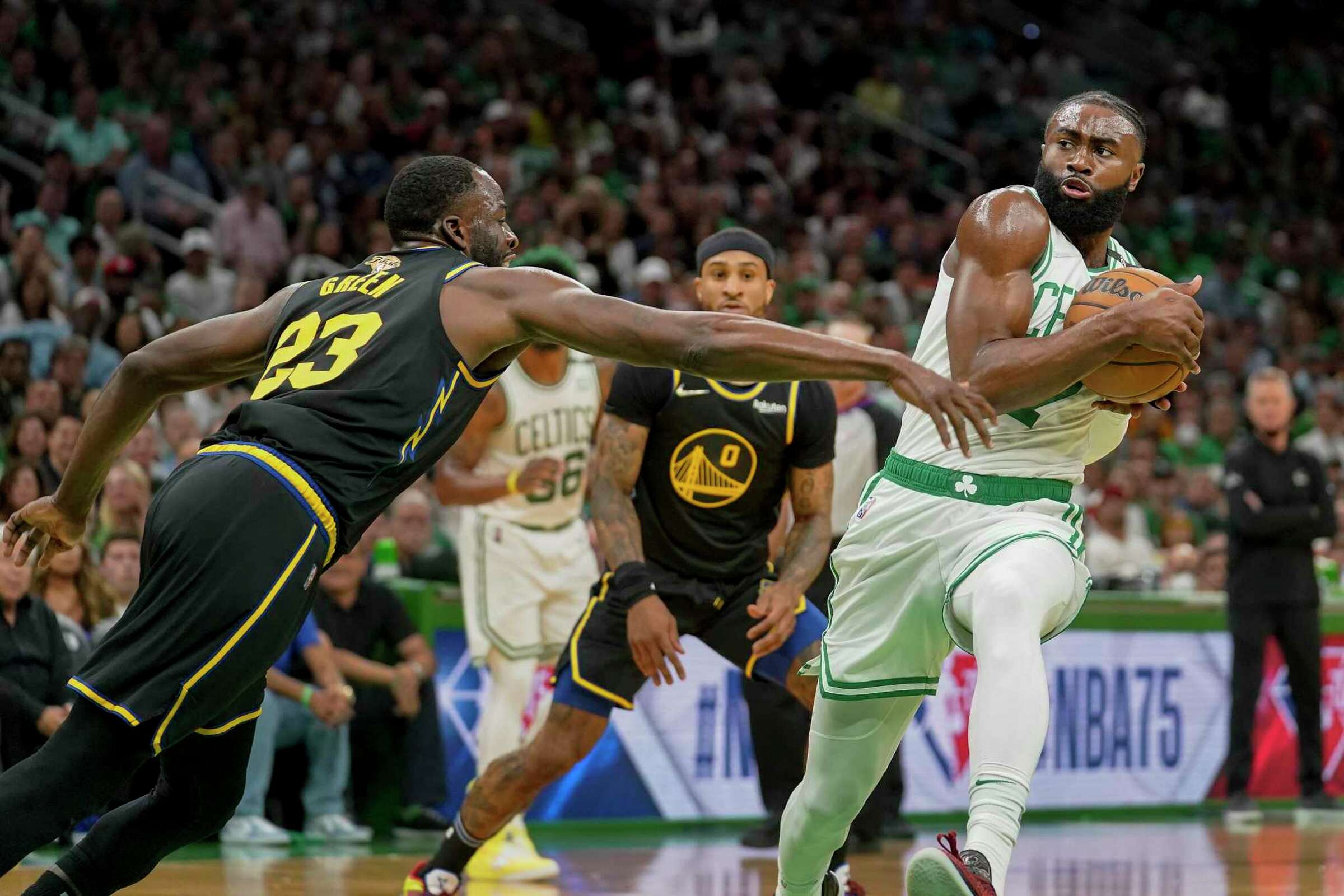 Celtics win Game 3 in Boston , lead series 2-1