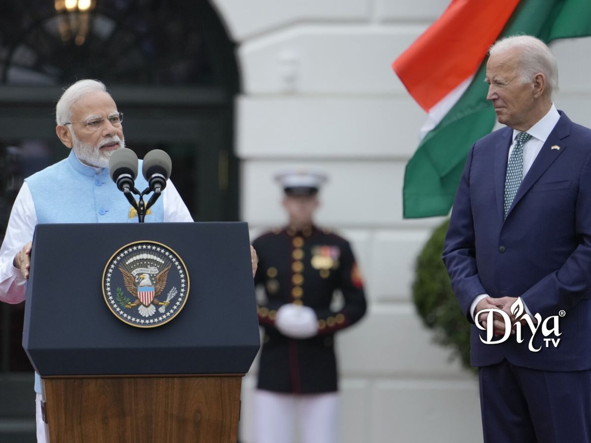 President Biden, Indian Prime Minister Modi embrace each other & diaspora