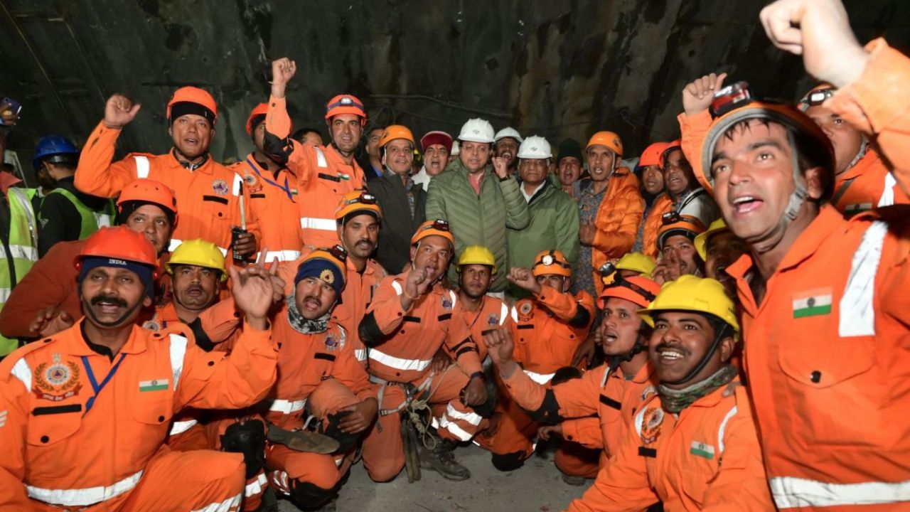 41 Indian workers rescued after 17 days in Himalayan tunnel