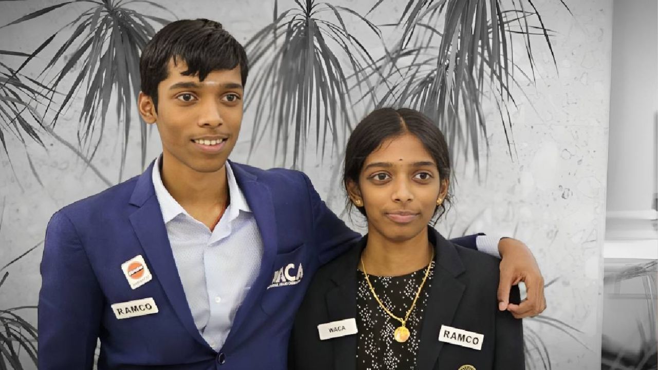 Rameshbabu Praggnanandhaa with Viswanathan Anand. Rameshbabu