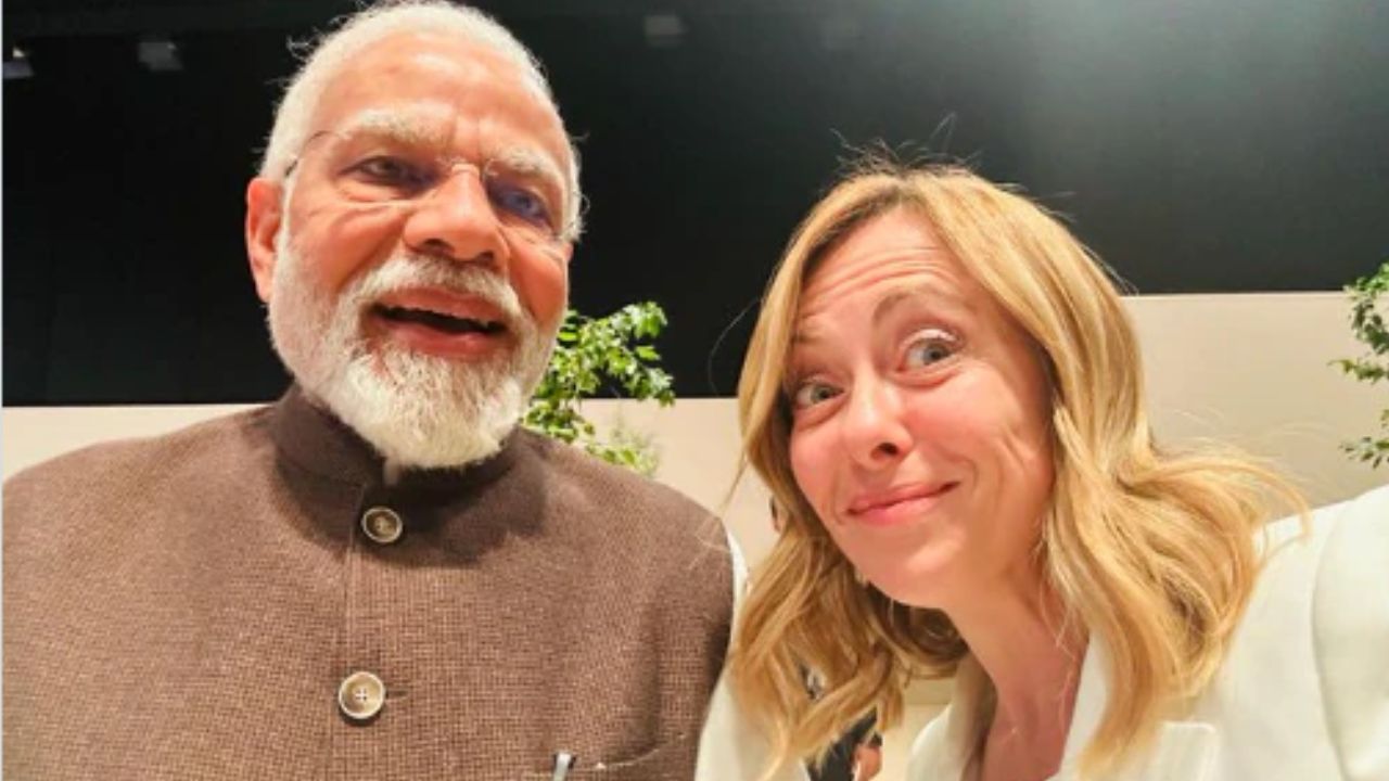 Modi responds to viral #Melodi selfie shared by Meloni