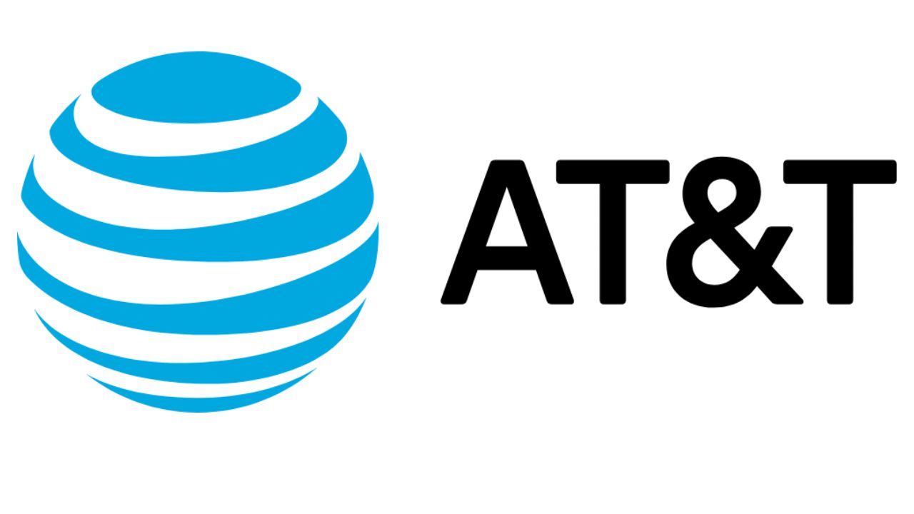 AT&T restores nationwide cellphone service after widespread outage
