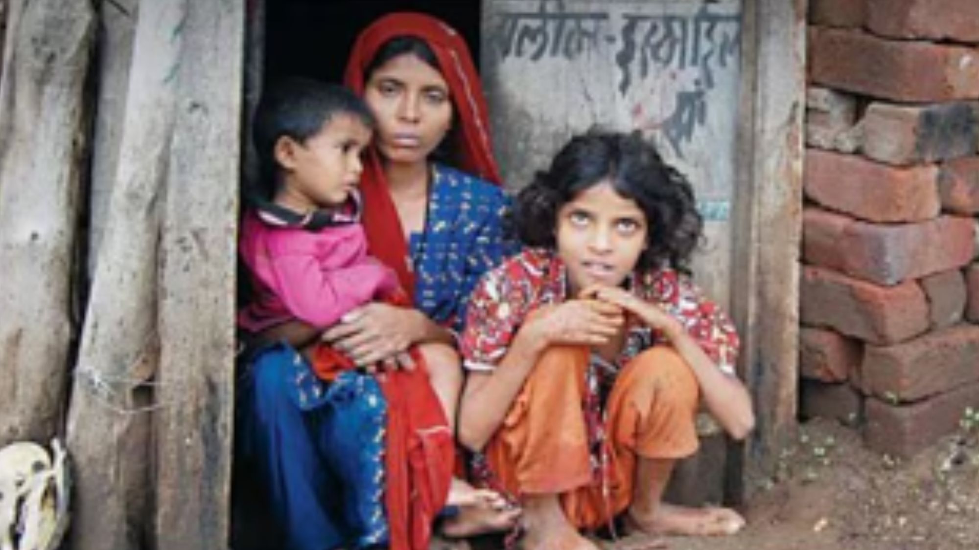 India sees steep drop in extreme poverty over 11 years, says World Bank, image size:2000x1125