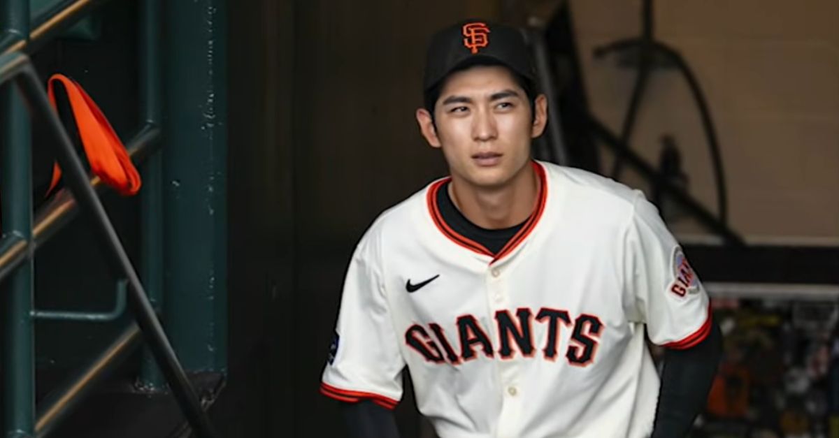 Baseball star Jung Hoo Lee briefly detained at LAX and released