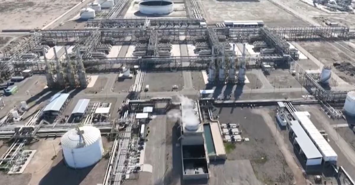 Trump says new $300 billion U.S. oil refinery is backed by Indian conglomerate Reliance