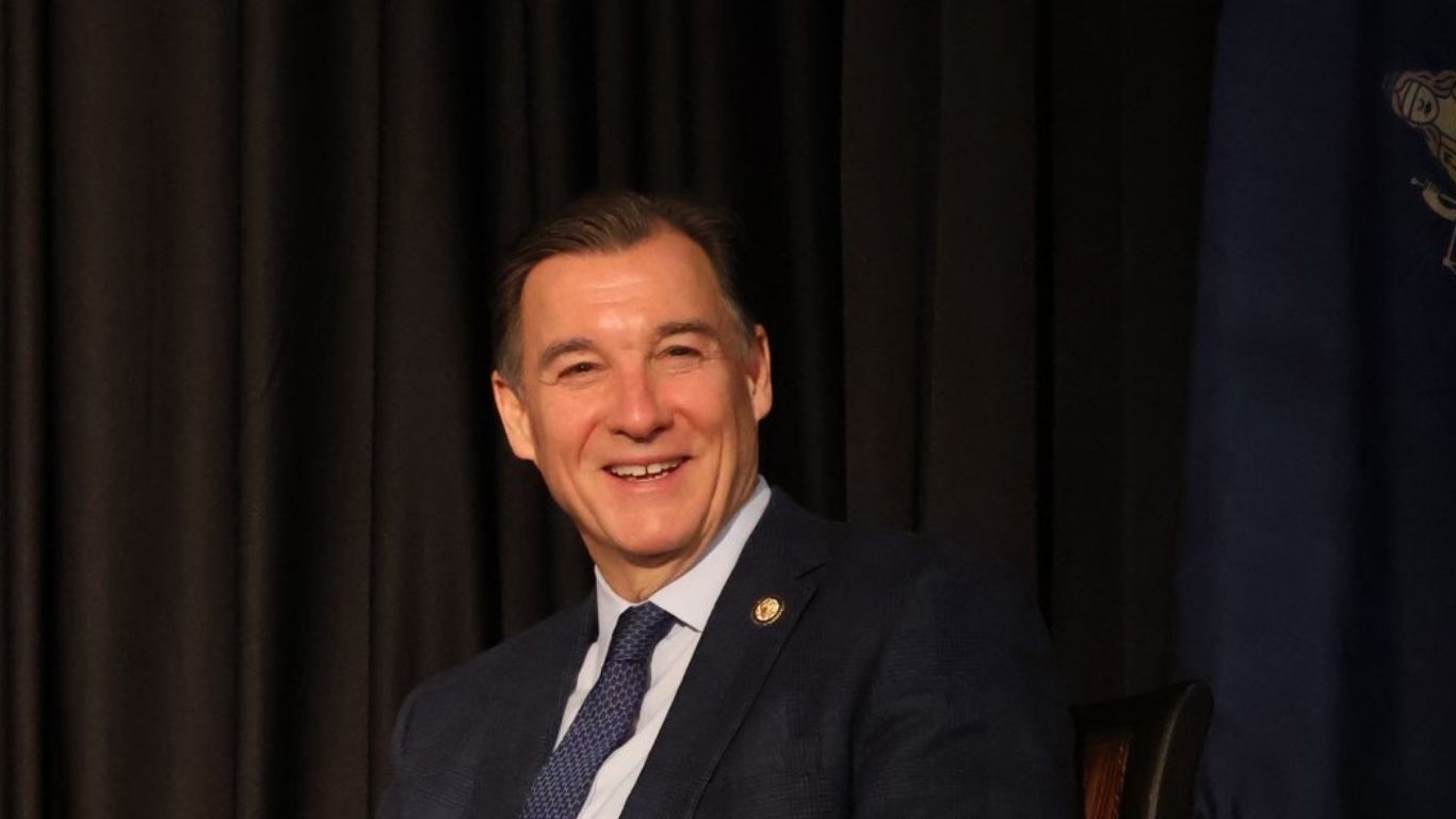 New York Rep. Tom Suozzi named India Caucus Vice Chair