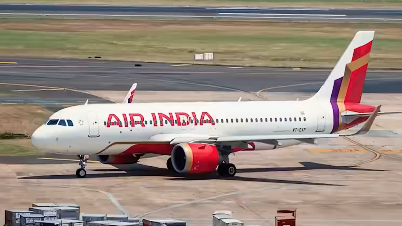 Air India loss hits $2.4B; Tata, Singapore Airlines eye funding