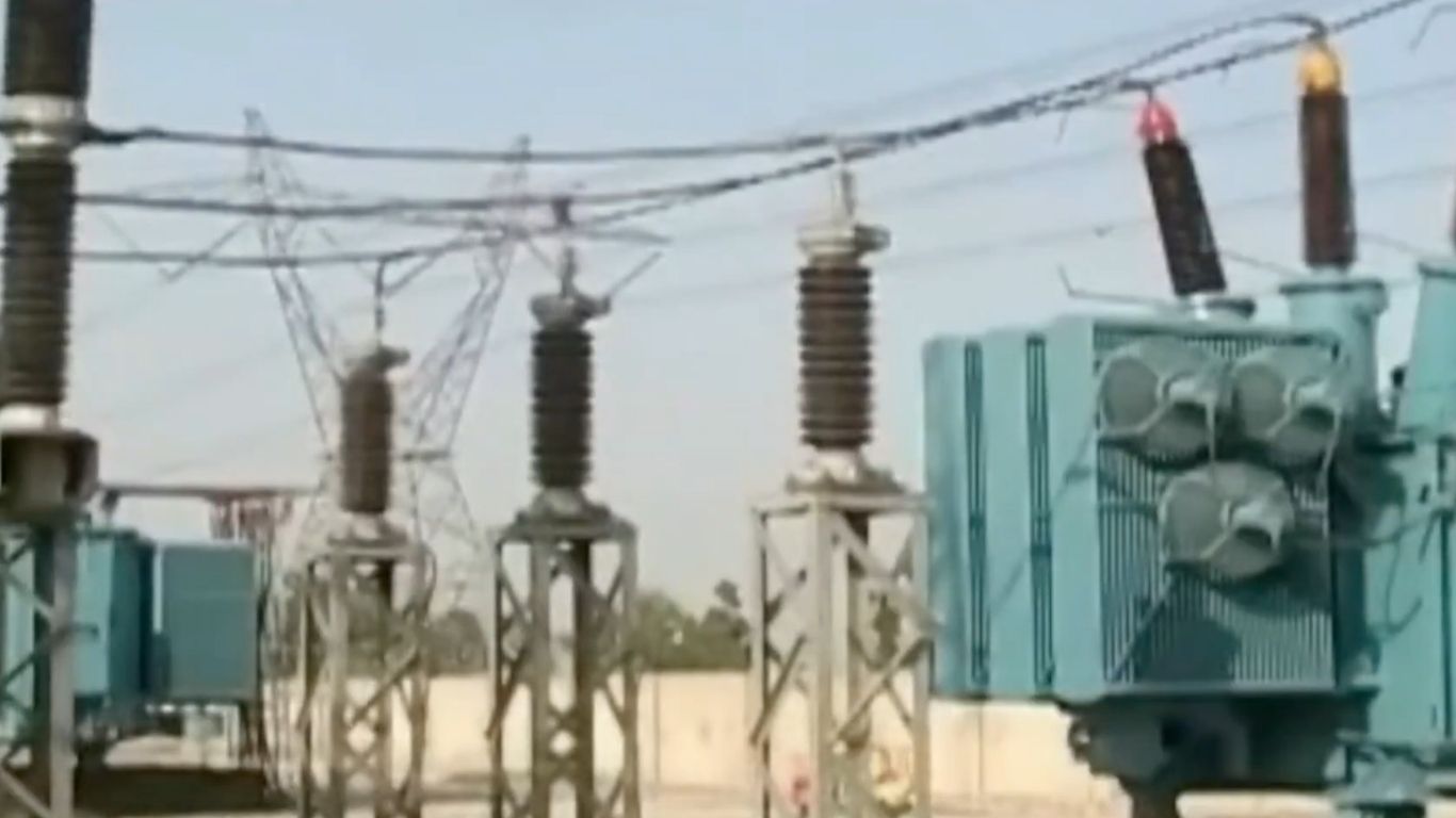 Pakistan orders evening power cuts amid Iran war impact