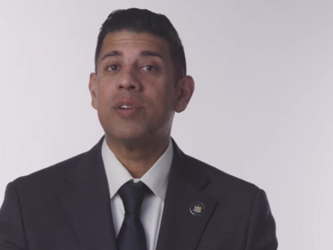 Jeremy Cooney leads the India Independence Day resolution