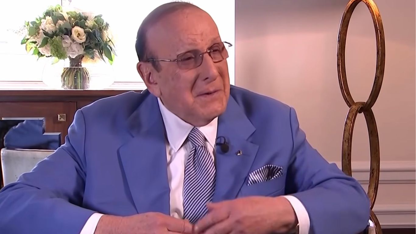 Music legend Clive Davis dies at 94