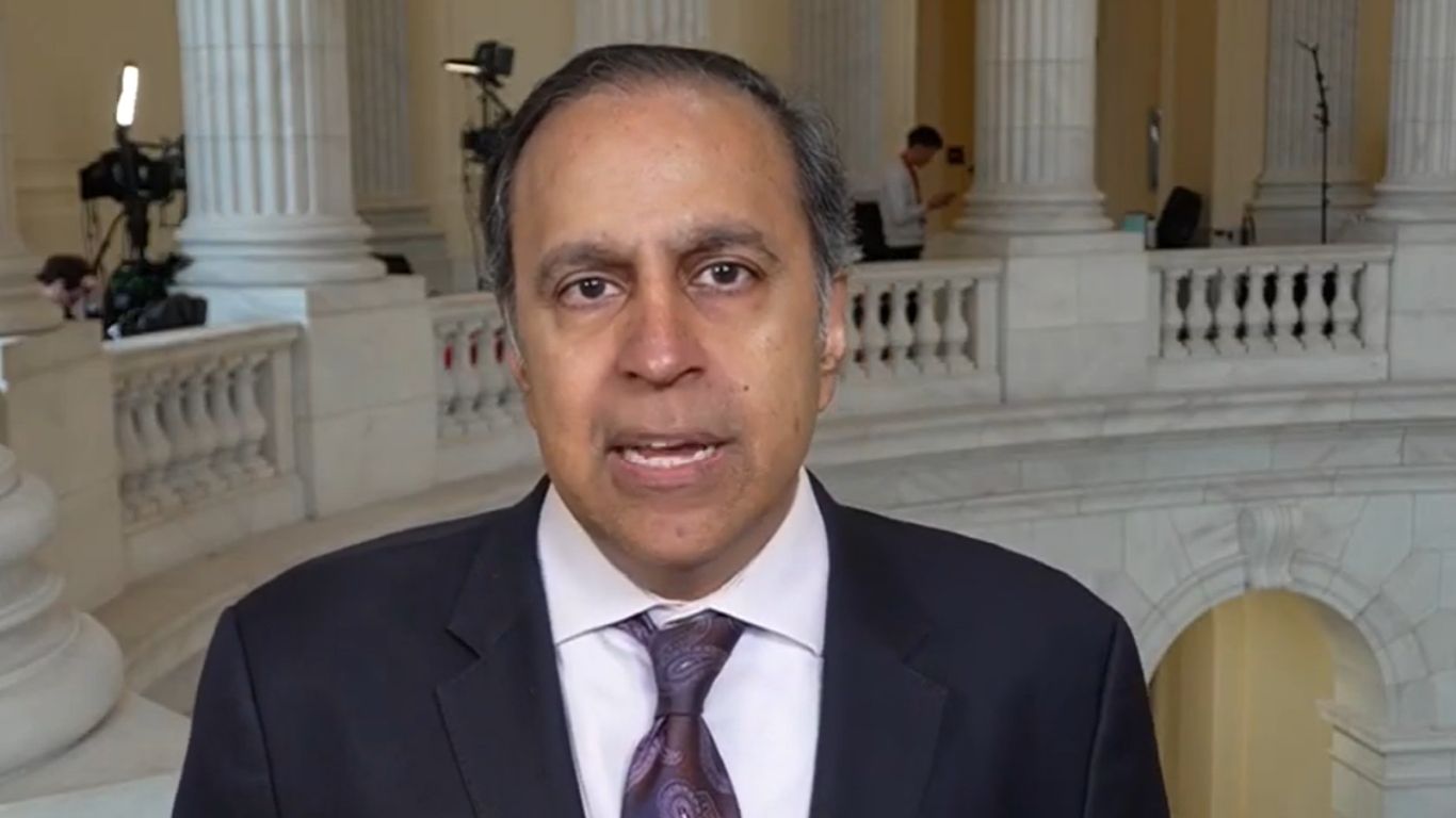 Krishnamoorthi, Warren, Khanna press Barclays over former CEO's Epstein ties