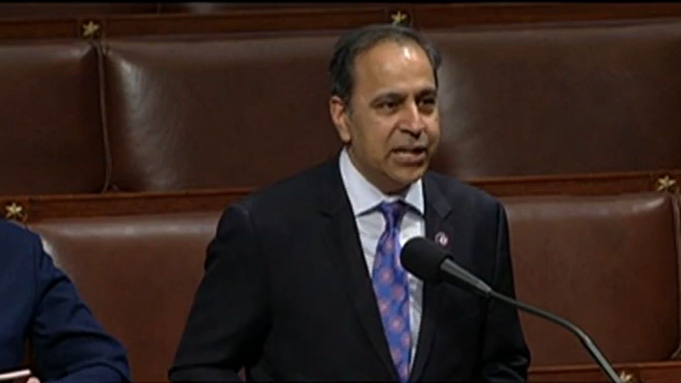 Raja Krishnamoorthi urges removal of USPS chief over mail-ballot order