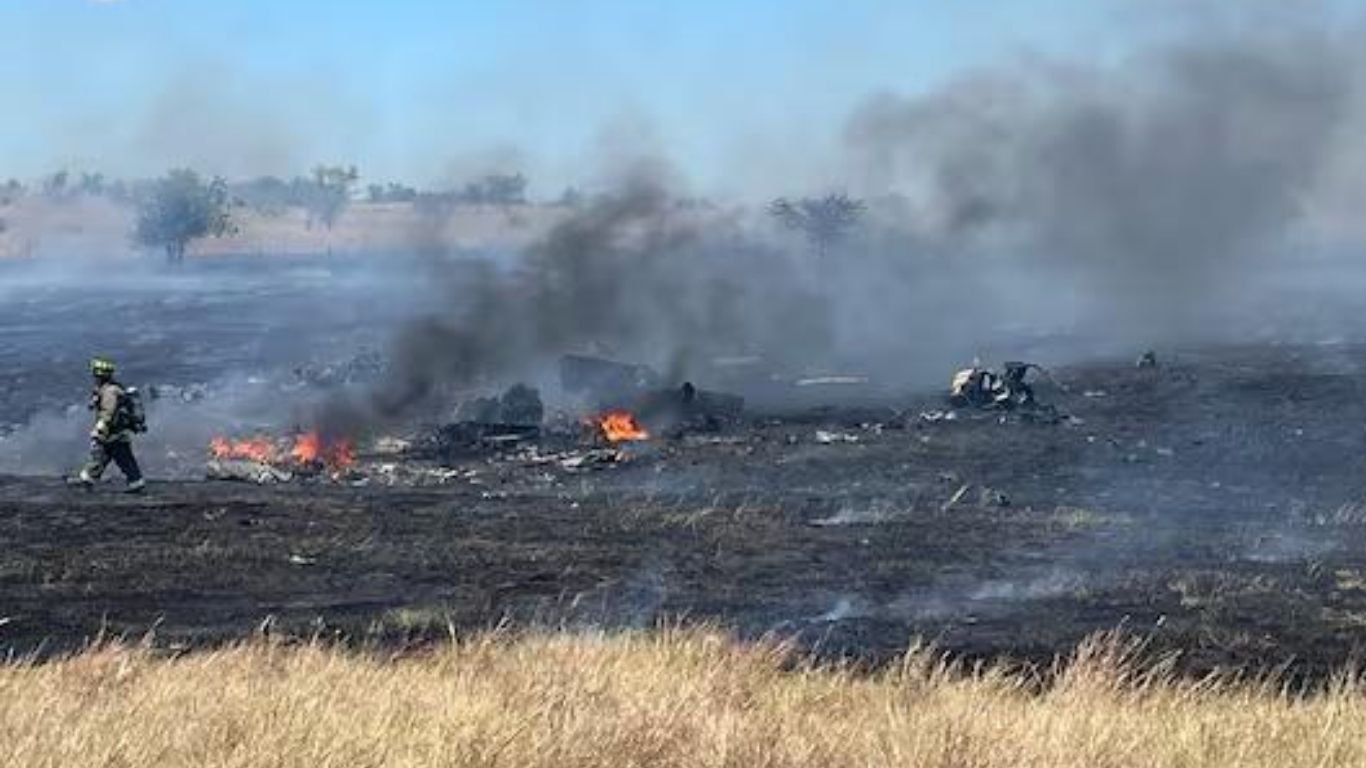 Two Fort Hood soldiers killed in Apache helicopter crash 