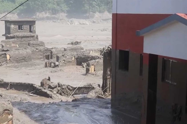 Nepal flash flood kills 157, hundreds missing