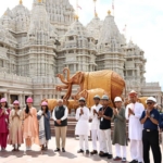 Gujarat CM visits Akshardham in New Jersey