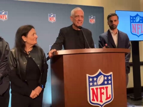 Khosla Family wins approval to buy Seahawks