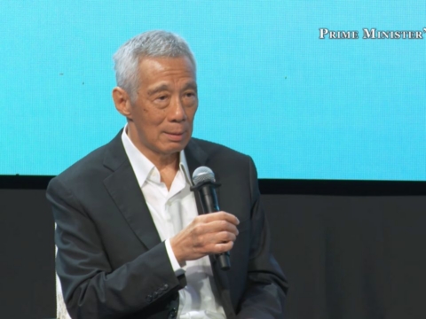 Singapore’s Lee urges unity after anti-Indian remarks