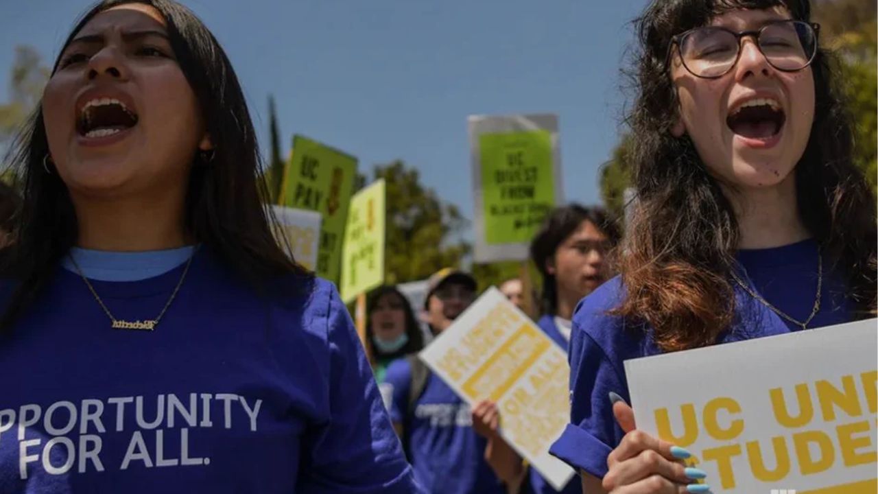 Newsom blocks campus jobs bill for undocumented students