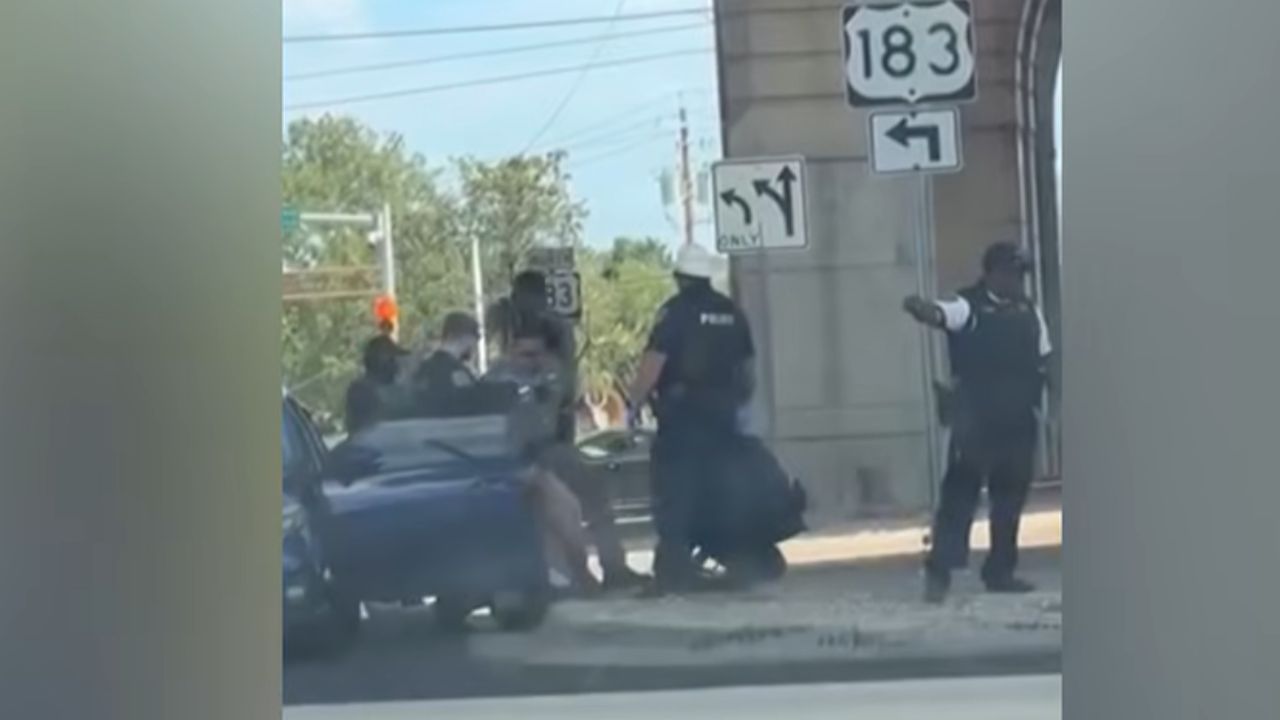 ICE agents detain U.S. citizen in Evanston