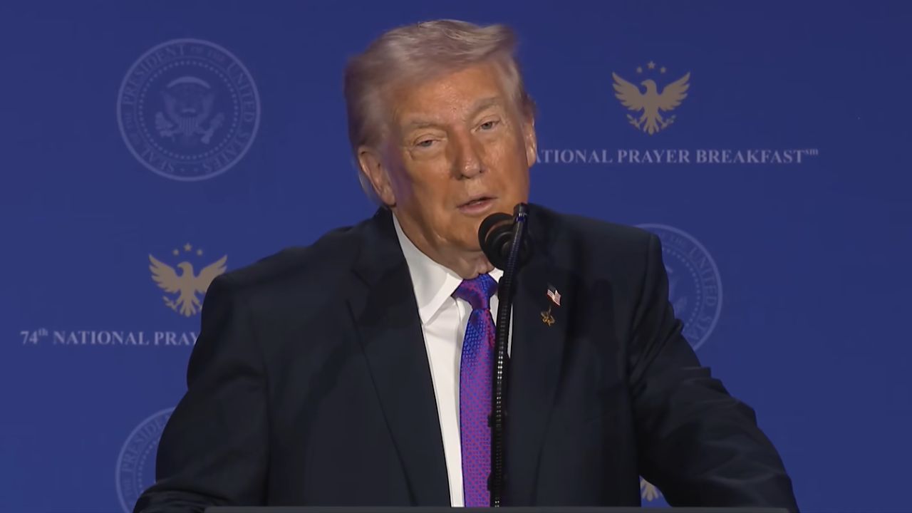 DOJ defends White House media ban