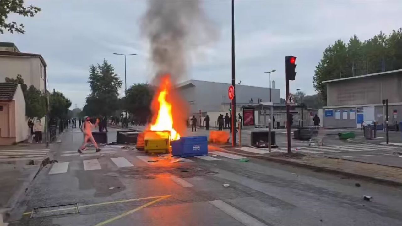 France school protests escalate as fires break out